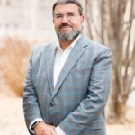 S3_0184-Nadir-Andre-BusinessPortraits.ca_-scaled-e1744063963459-280x330
